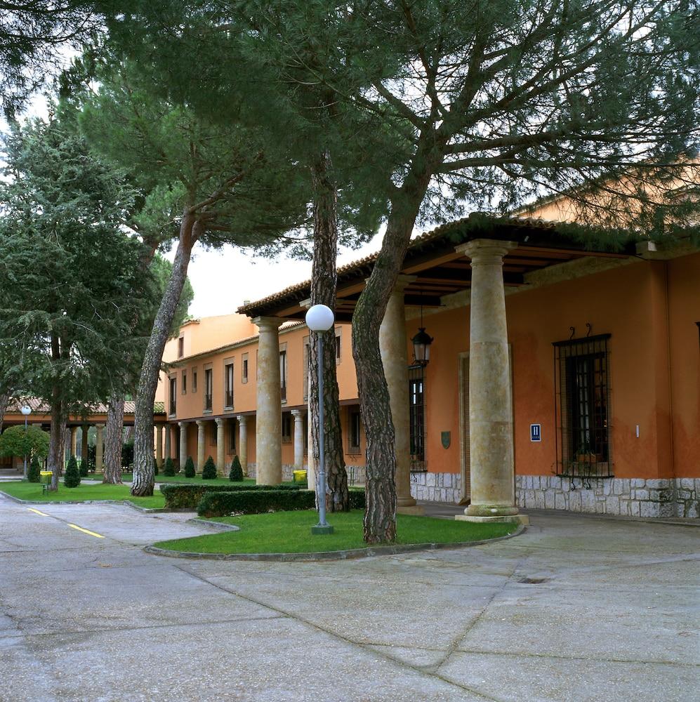 Parador De Tordesillas Exteriör bild